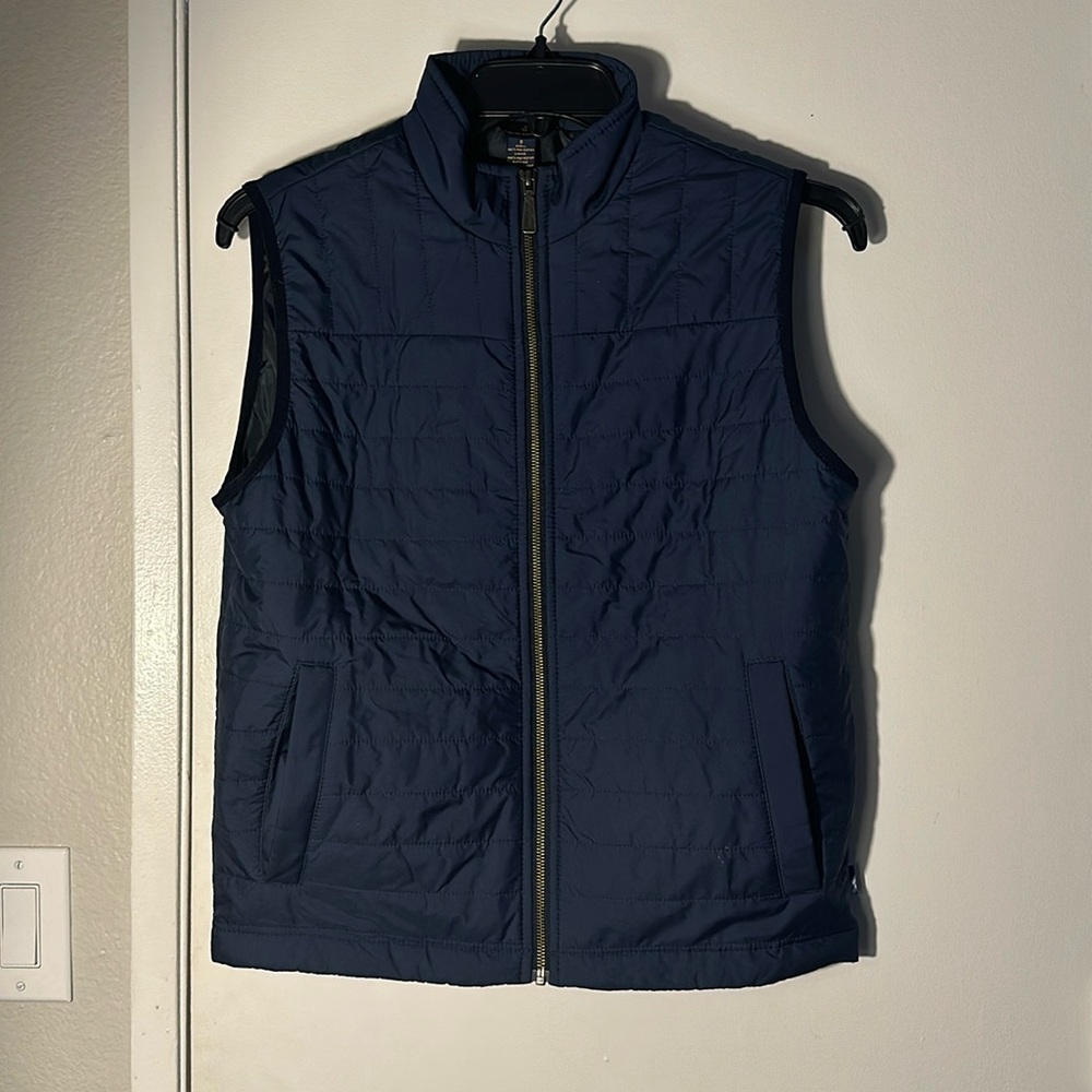 Brooks Brothers Navy blue puffer vest with plaid lining. Size Small.